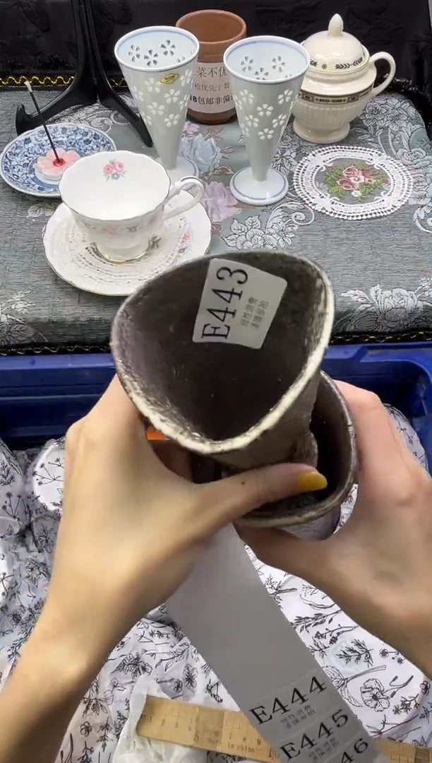 瓷片莹****4       E443