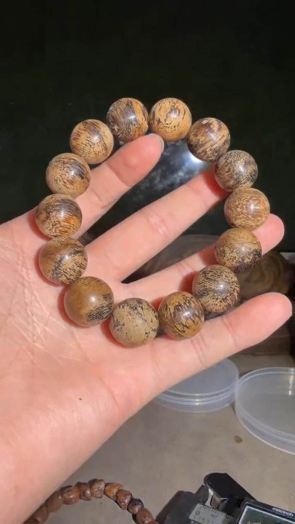 沉香手串多样性发一