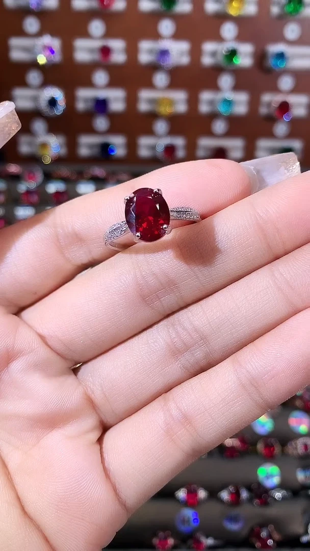 银S925镶嵌戒指红宝石810酒红