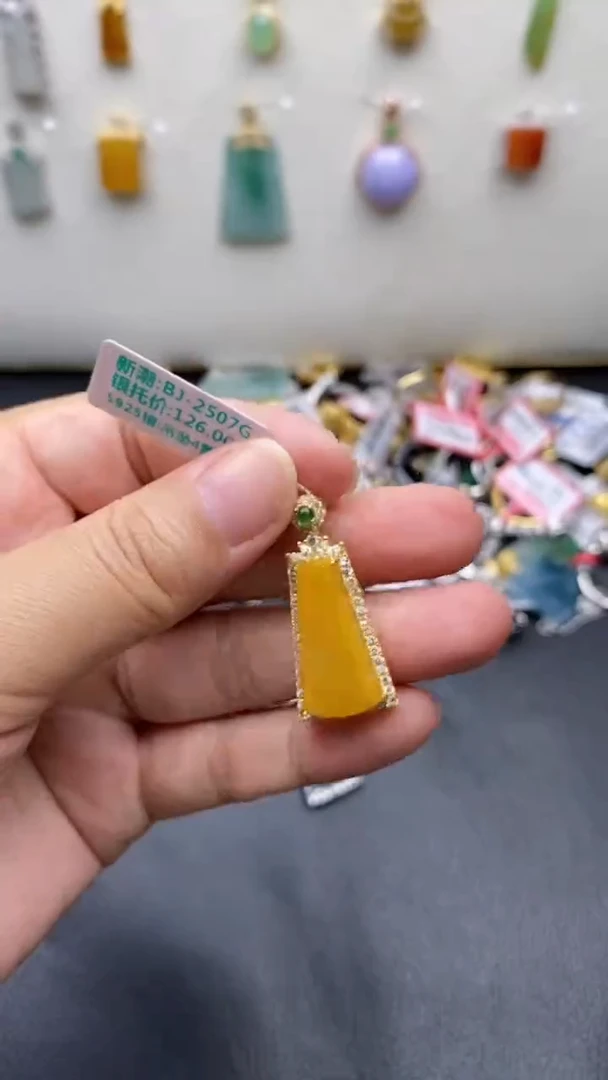 银S925镶嵌戒指翡翠1