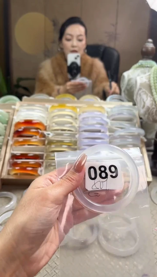 手镯玛瑙/玉髓未镶嵌089