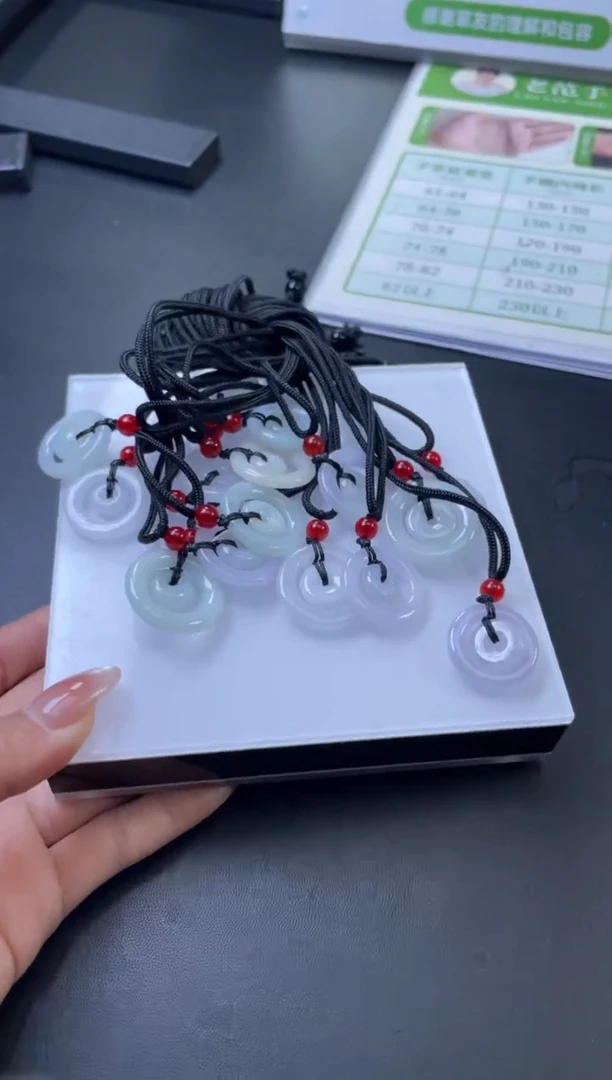 【闪购商品】翡翠吊坠(不含链)未镶嵌YCX-YP0444X多样性发一