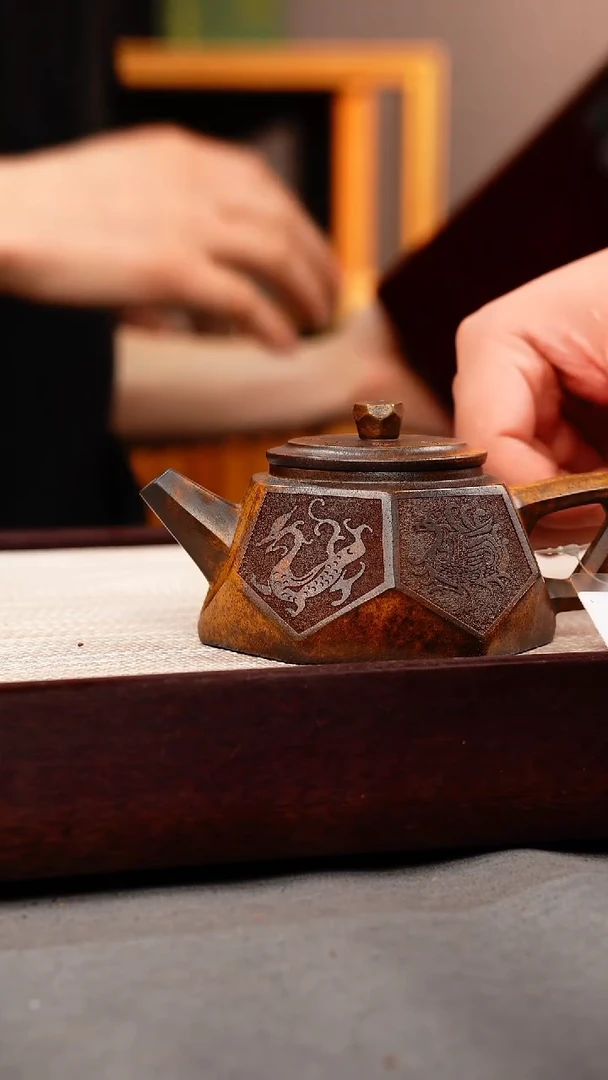 茶壶紫砂龙骨金砂 钻石 四大神兽