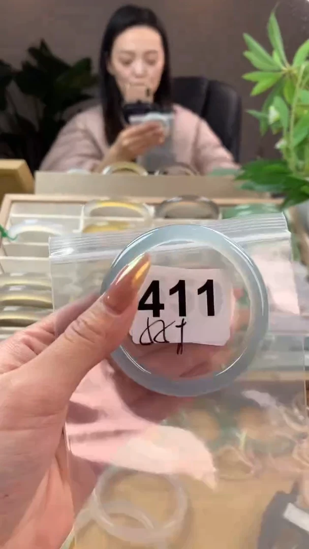 【闪购商品】玛瑙/玉髓手镯未镶嵌411