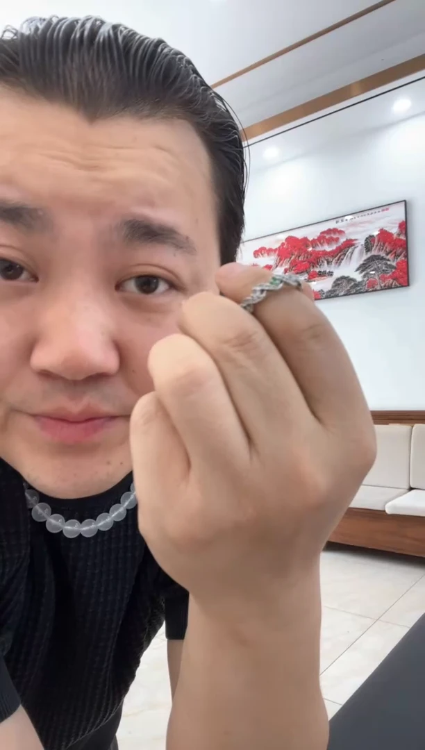 翡翠戒指未镶嵌戒指
