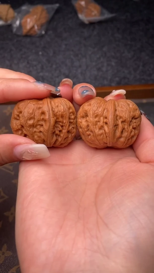 把件文玩核桃B201号41尺元宝