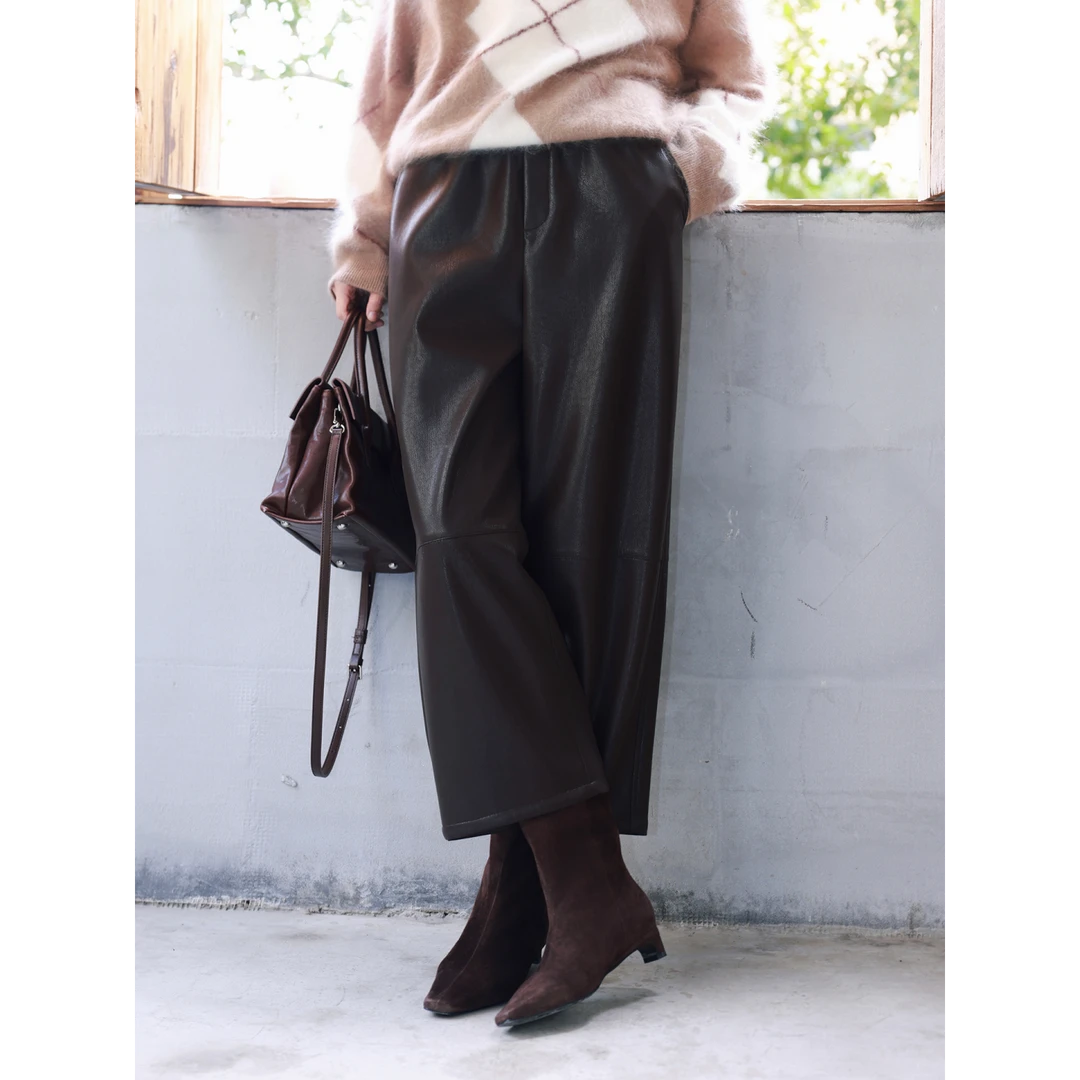 满目ManMu【张琪专属】秋季通勤简约PU皮裤350198