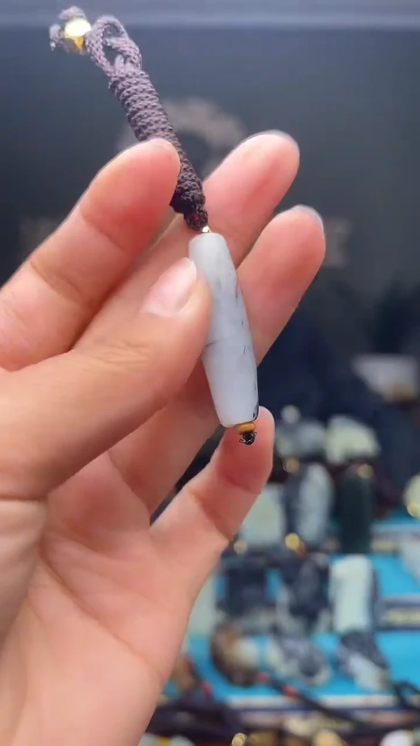 未镶嵌和田玉挂件1