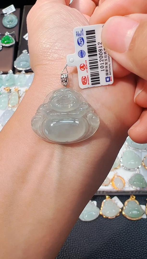 吊坠(不含链)18K金镶嵌翡翠佛公吊坠812
