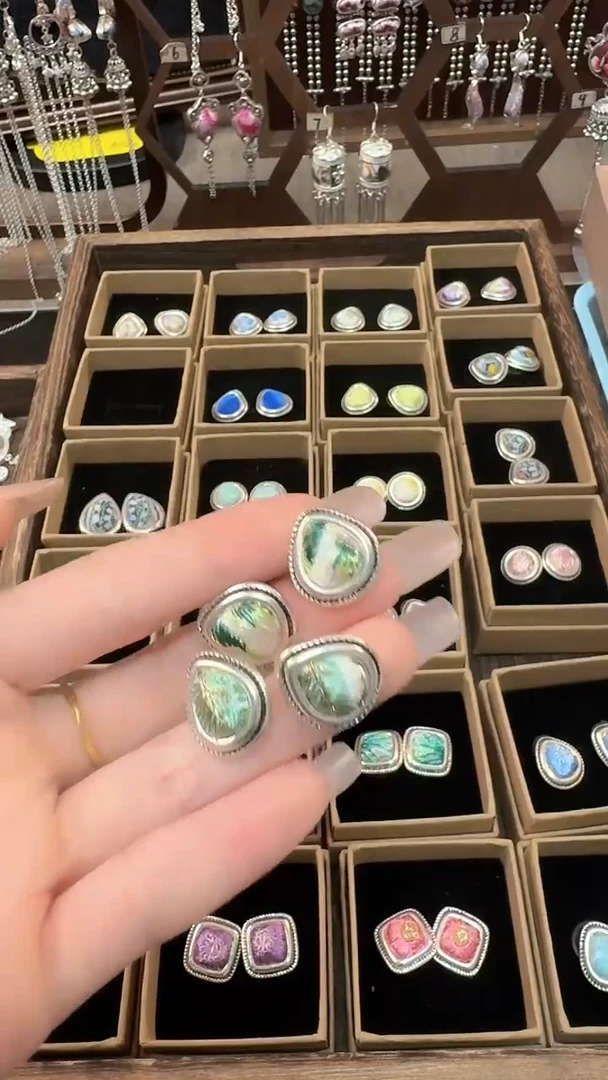 织绣'****`云织谣民族风精美饰品  132