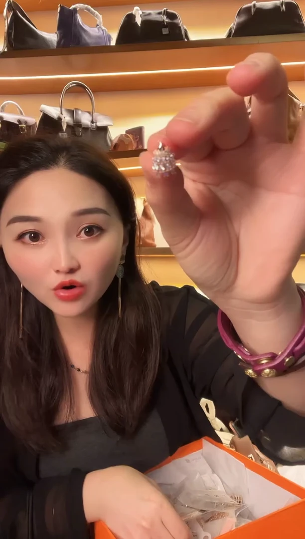 牛皮（革）高端订制时尚百搭女士零钱包 挂件