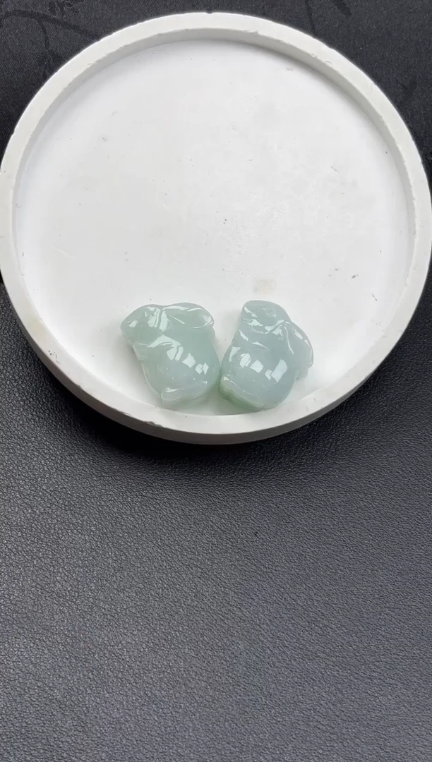 【闪购商品】翡翠颈饰未镶嵌K413-775 兔子吊坠多样性发一