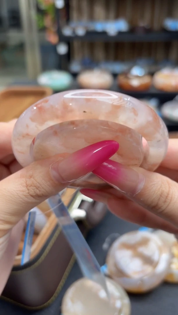 未镶嵌手镯石英质玉34(56圈赠送镯心)