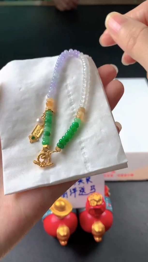 未镶嵌定制翡翠S***河毛货抛光