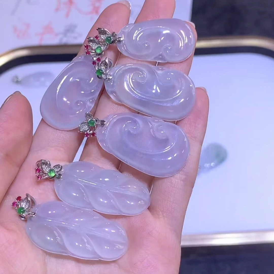 【逍遥】18K天然A货翡翠叶子如意吊坠*888/6546003/多样性发/1件