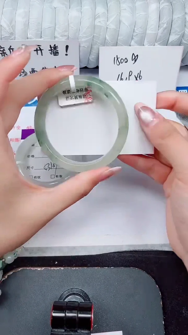 未镶嵌手镯石英质玉320-55/56