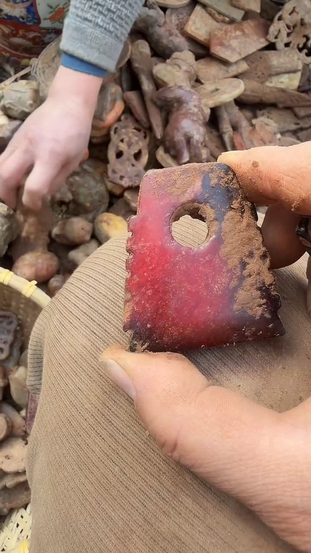 未镶嵌岫岩河磨玉（透闪石质玉）挂件和***起岫岩河磨玉