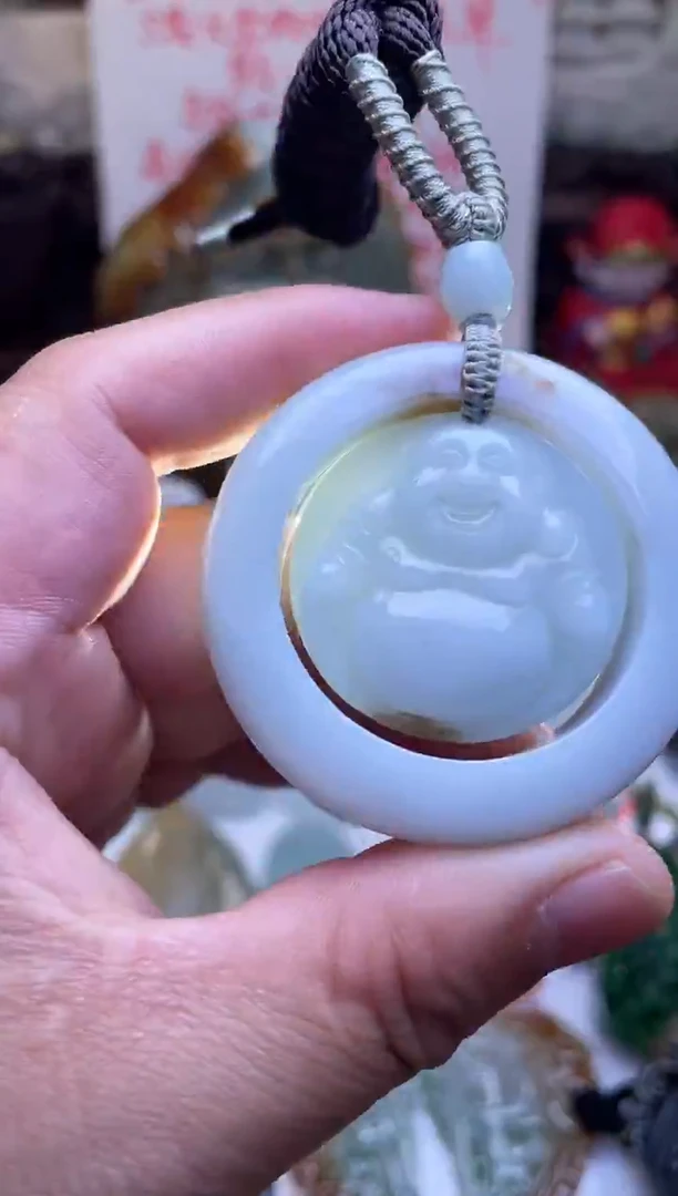 颈饰未镶嵌翡翠佛公