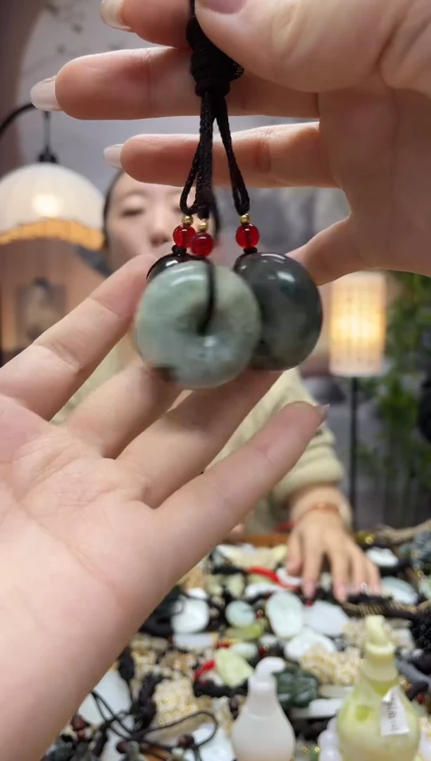 未镶嵌岫玉吊坠·多样性发货拍一发一