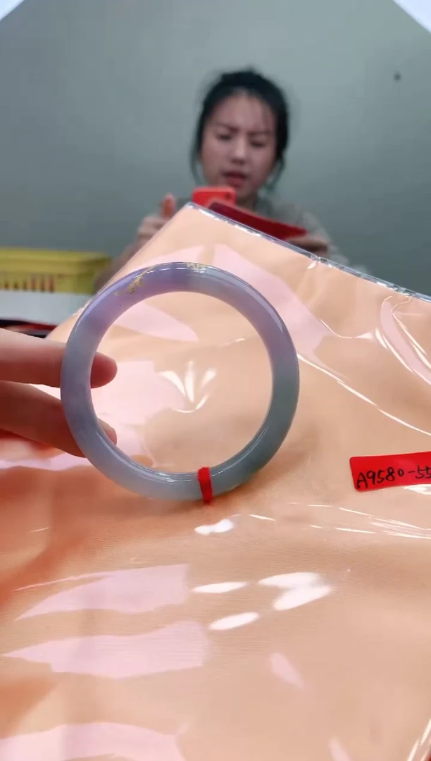 未镶嵌手镯翡翠55