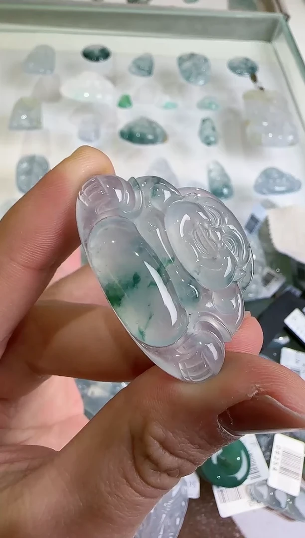 【闪购商品】翡翠吊坠(不含链)未镶嵌··