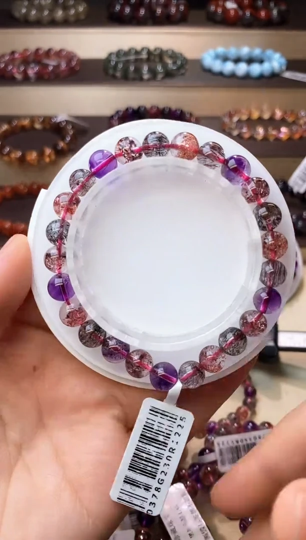 【闪购商品】水晶手链未镶嵌黑加仑超七7m+