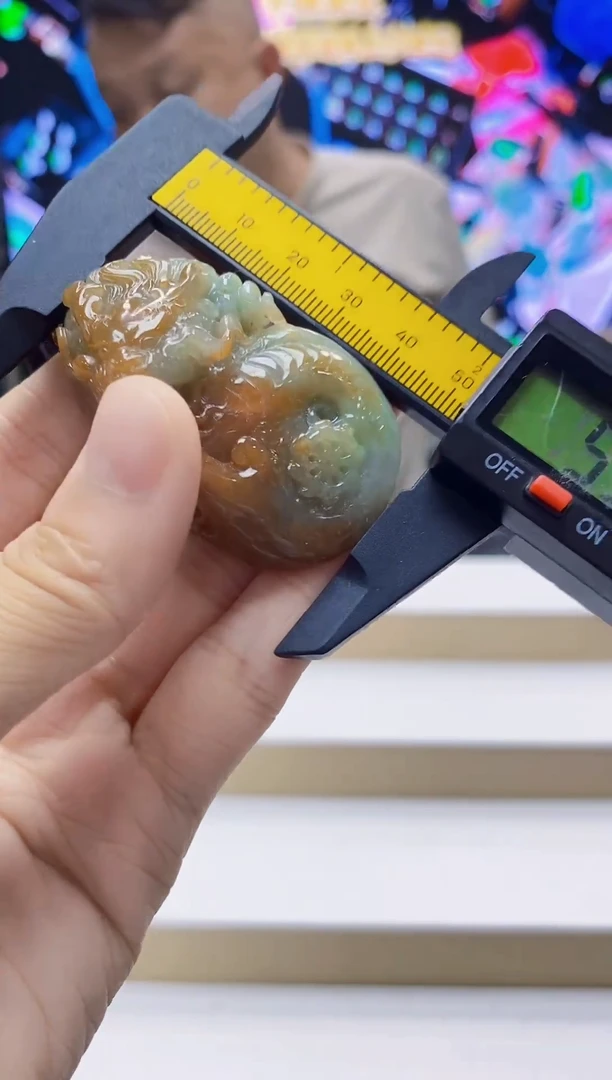 未镶嵌定制翡翠-毛货挂件6