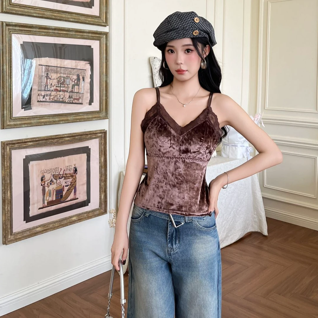 秋冬法式奢华金丝绒蕾丝保暖吊带背心带杯垫性感外穿显瘦美背内衣