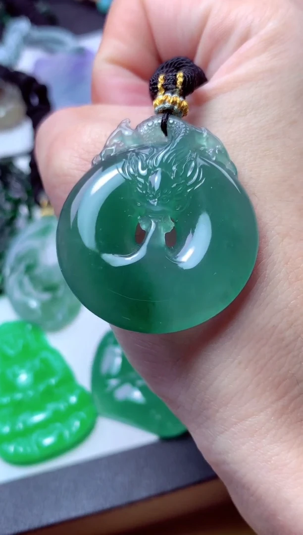 翡翠未镶嵌颈饰天然翡翠A货