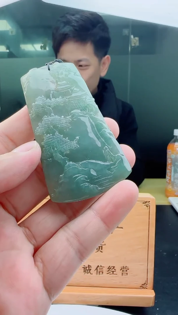 【闪购商品】翡翠颈饰未镶嵌111111111111