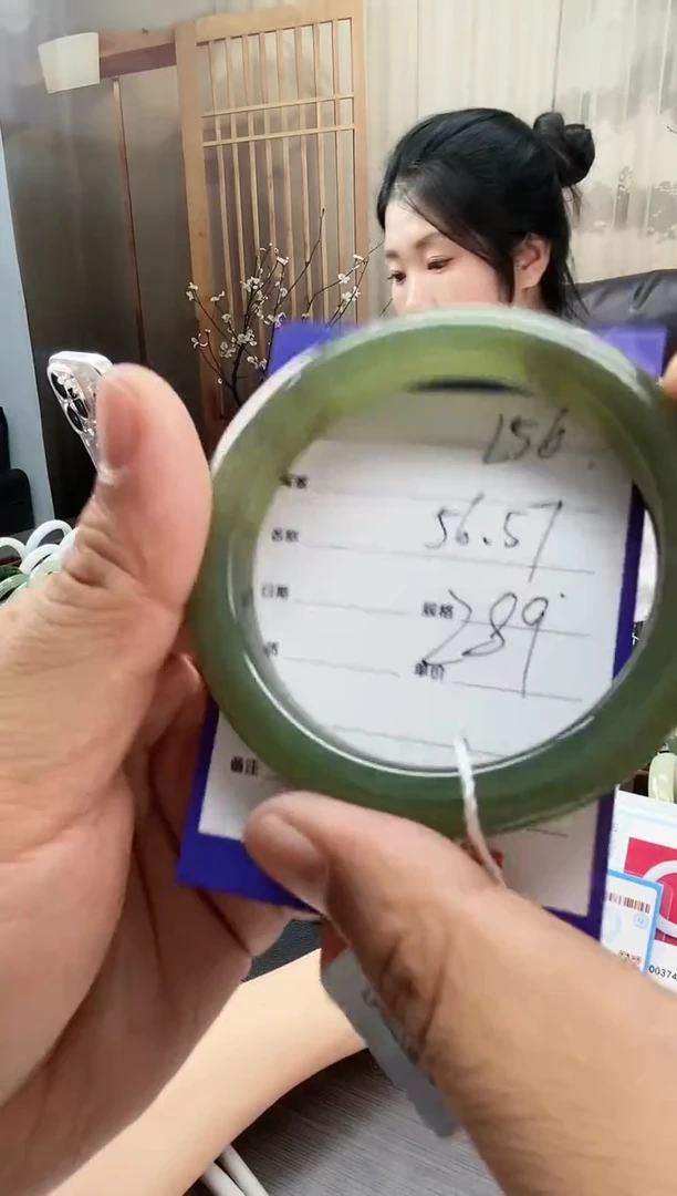未镶嵌手镯和田玉L56微色差