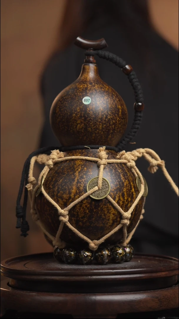 697号葫芦一物一拍  拍拍退退限购拉黑