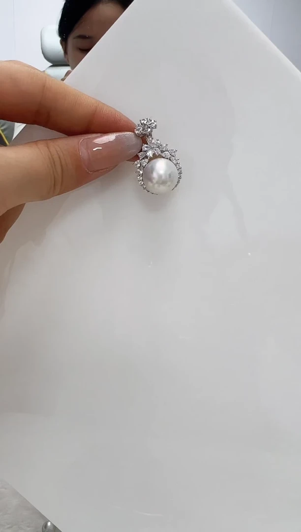 【闪购商品】淡水珍珠DA银S925镶嵌吊坠 12 B630