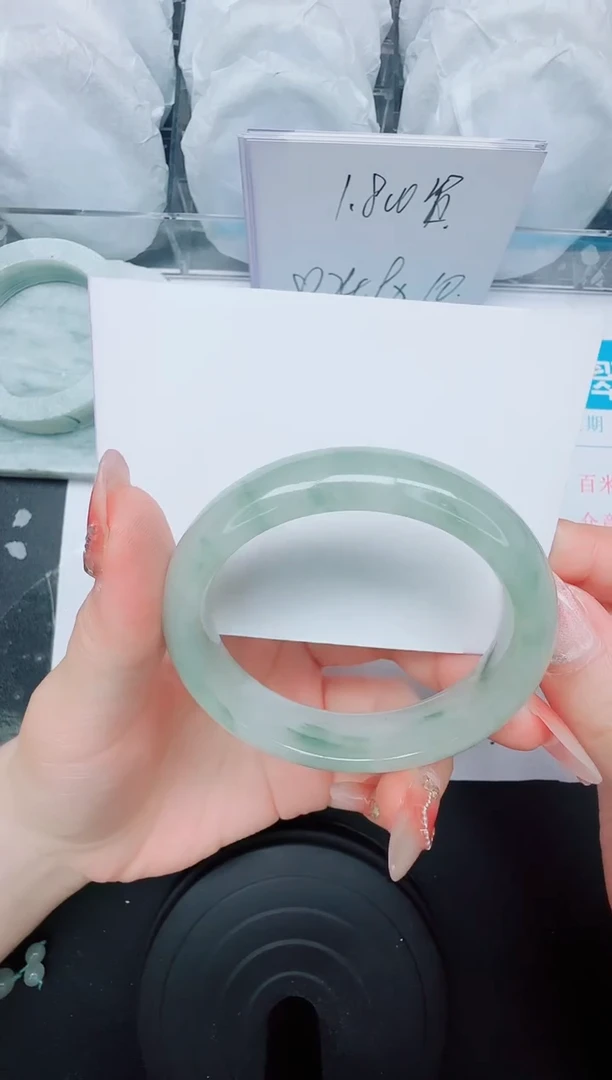 石英质玉手镯未镶嵌202/54.6