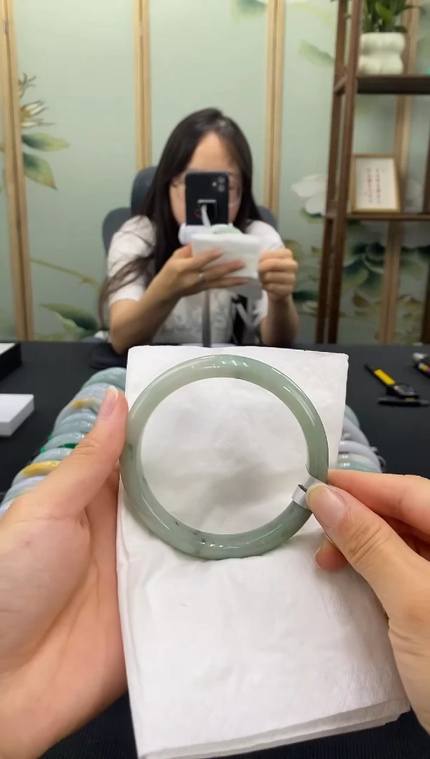 翡翠手镯未镶嵌00005943