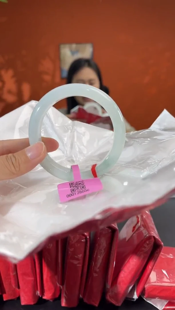 未镶嵌手镯翡翠1  5758