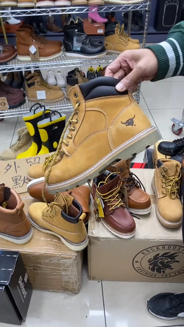 织物43码，牛头1 皮鞋码，牛皮工装靴 默认瑕疵 个别鞋面有胶印