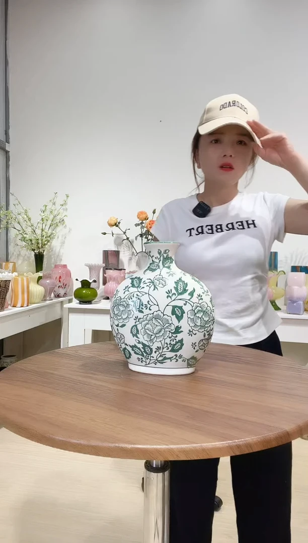 20018扁青花绿陶瓷