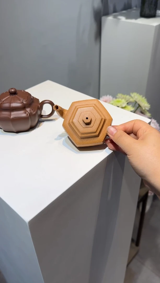 茶壶紫砂广*六方雪华 黄金段