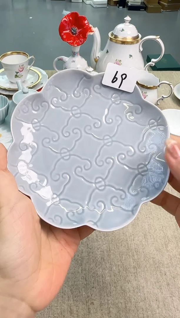 瓷片泡泡家的瓷器真好看