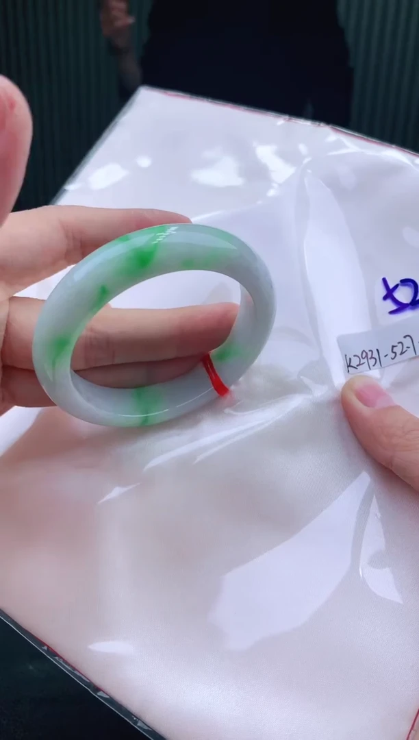 未镶嵌手镯翡翠52+