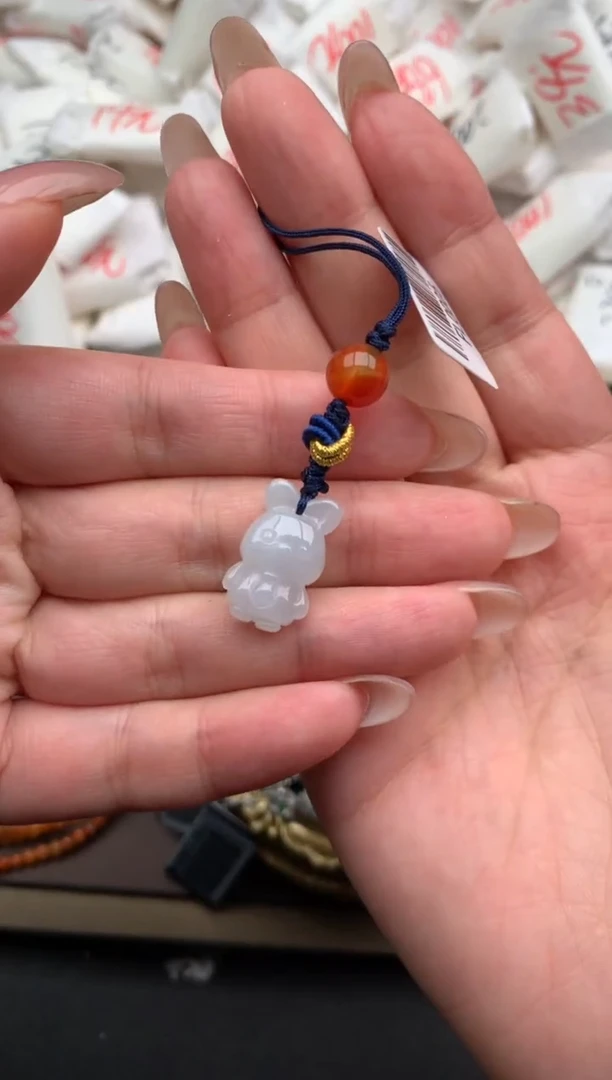 【闪购商品】翡翠挂件未镶嵌 一