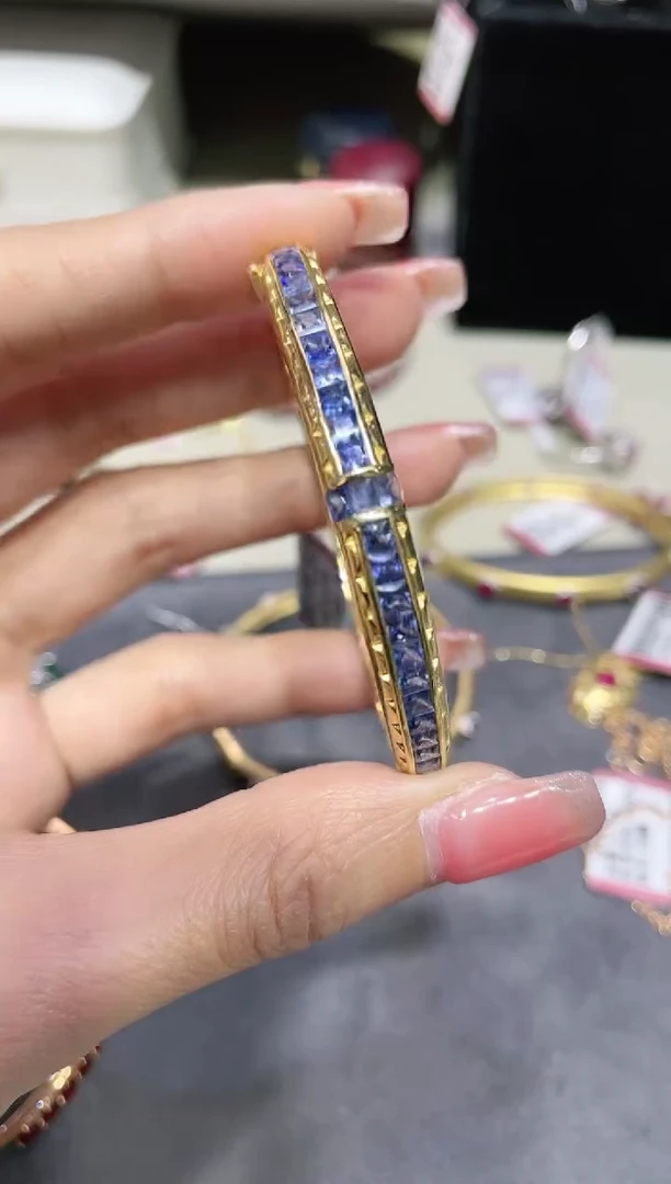 【闪购商品】蓝宝石手镯18K金镶嵌·