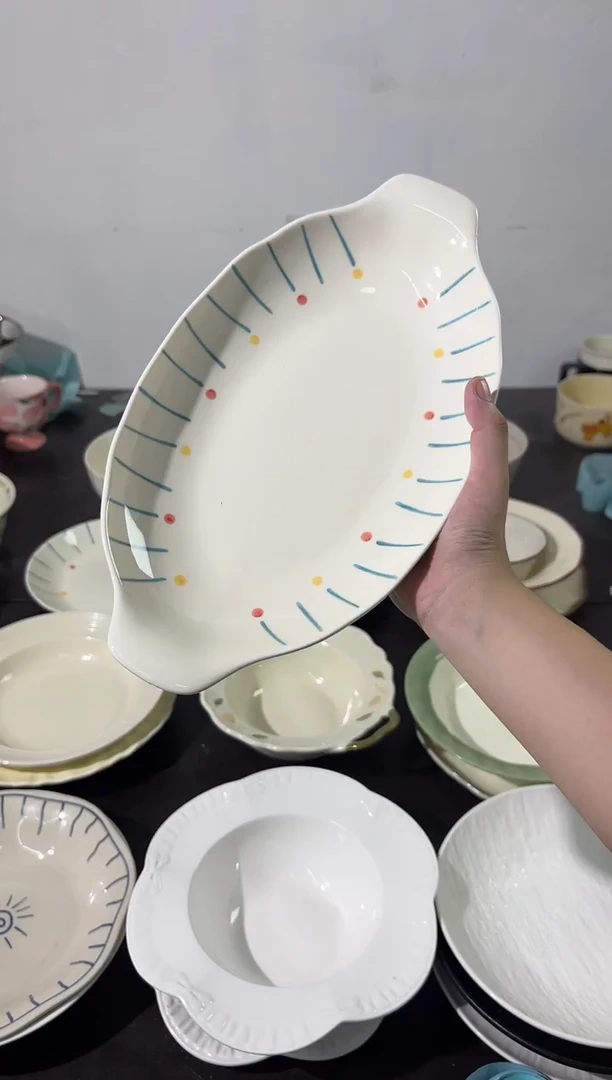 陶直播微瑕波点鱼盘*1