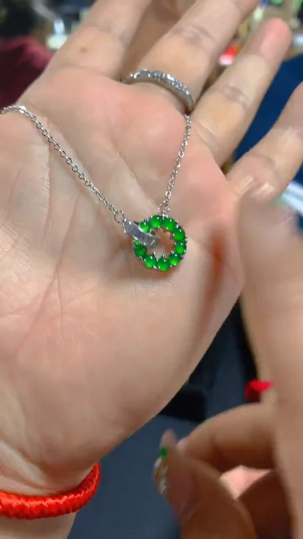 【闪购商品】翡翠吊坠(赠链)未镶嵌0397153530多样性发其一