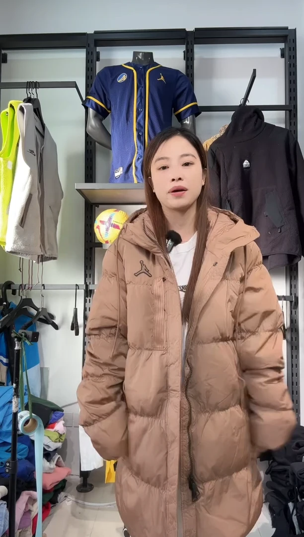 3663  编码  瑕疵直播间过款为准 尺码  .