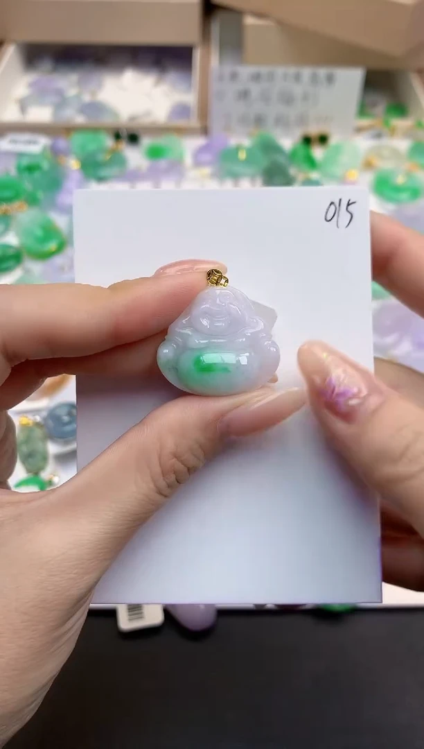 颈饰18K金镶嵌翡翠天然缅甸A货翡翠