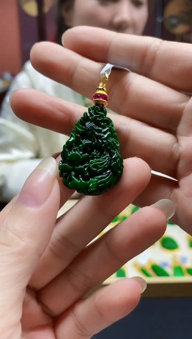 颈饰未镶嵌翡翠翡翠吊坠