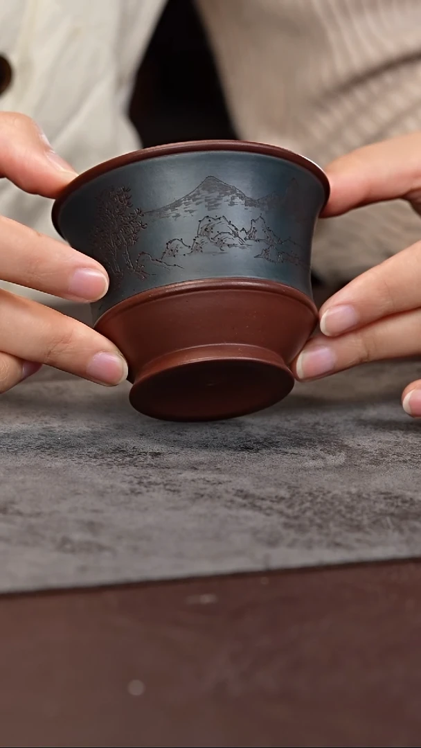 茶杯紫泥双色粉桨刻绘山水