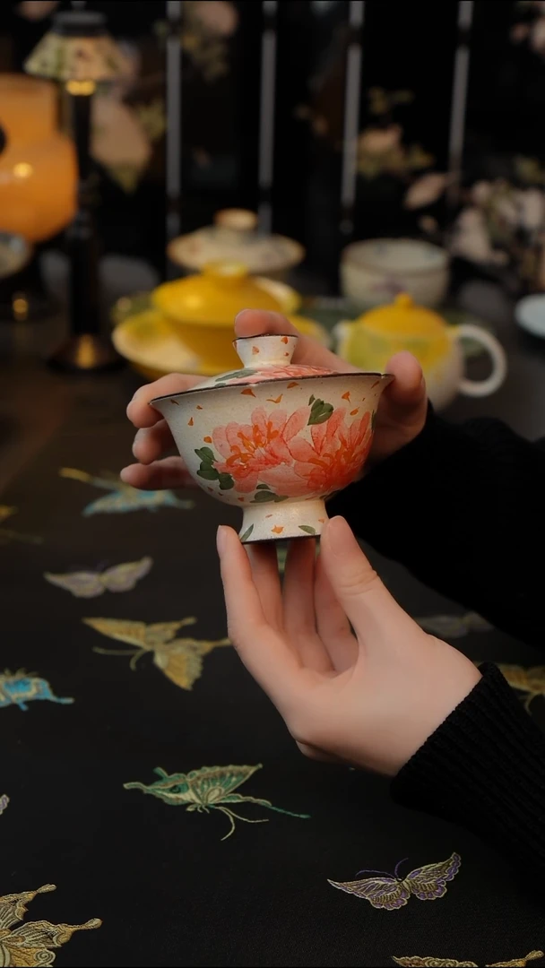 绮彩牡丹  盖碗